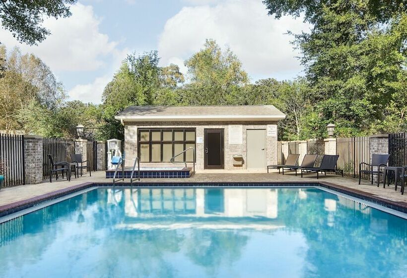 Holiday Inn Express Hotel & Suites Pensacola West Navy Base, An Ihg