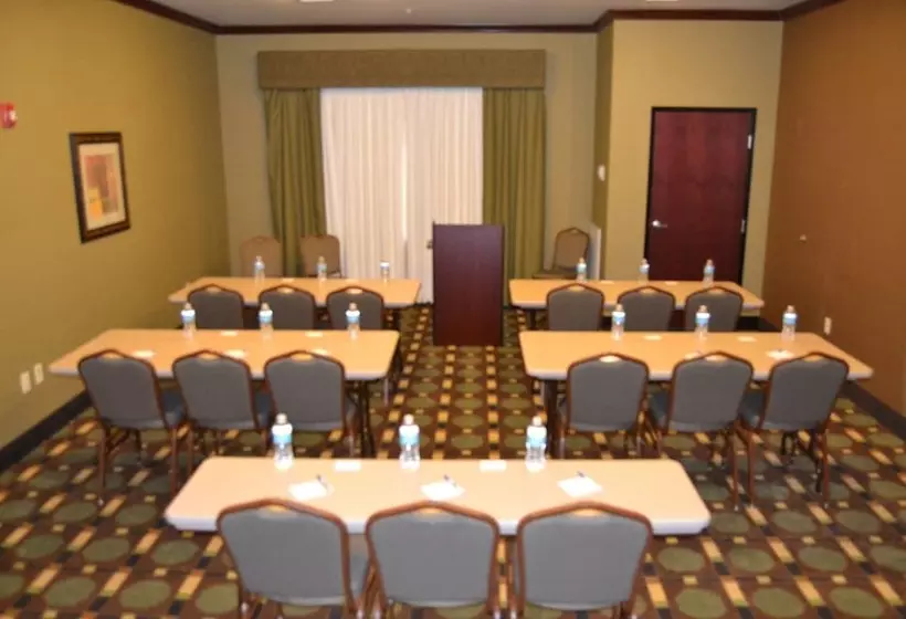 Szálloda Holiday Inn Express And Suites Heber Springs, An Ihg