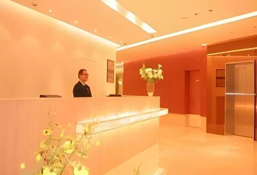 هتل Jinjiang Inn Guangzhou Liwan Caihongqiao Metro Station