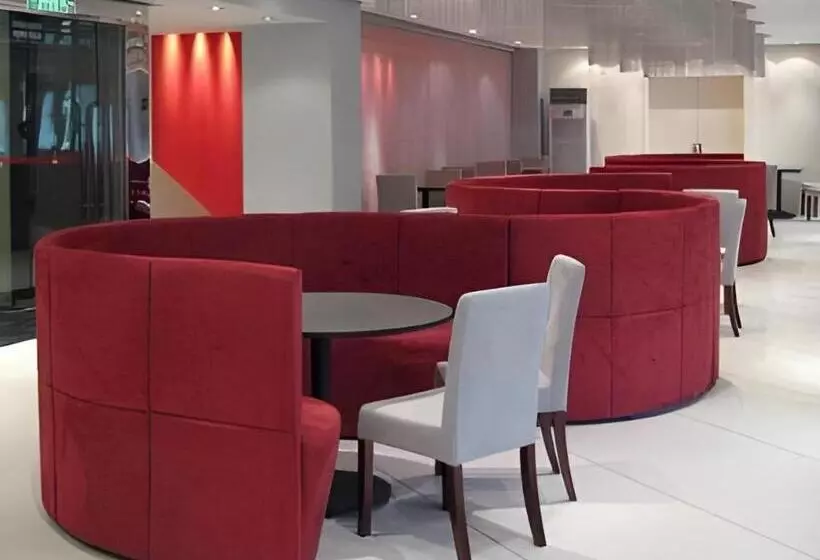 هتل Jinjiang Inn Guangzhou Liwan Caihongqiao Metro Station