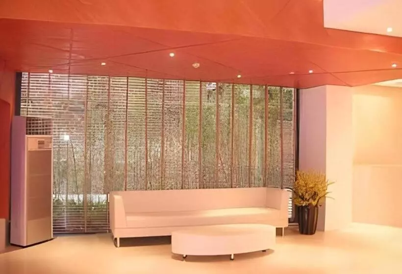 هتل Jinjiang Inn Guangzhou Liwan Caihongqiao Metro Station