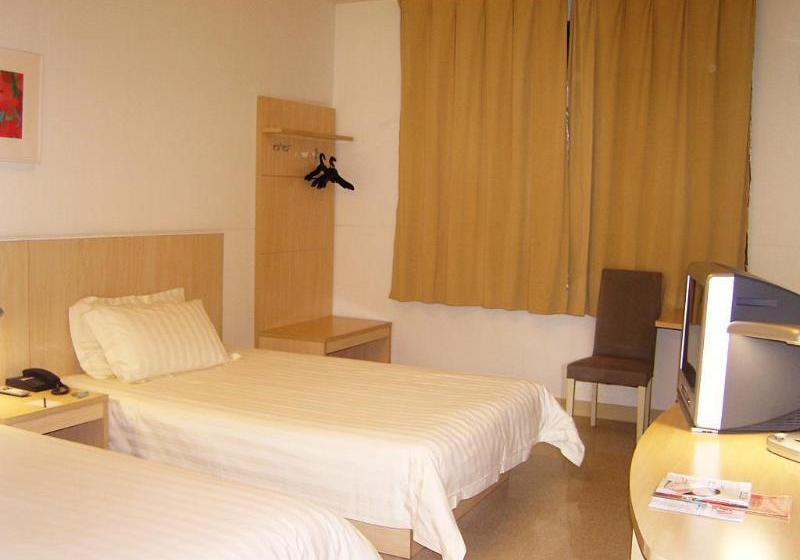 בית מלון כפרי Jinjiang Inn Qingdao Licang Square