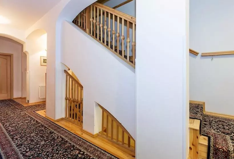 ホテル Maltezský Kříž