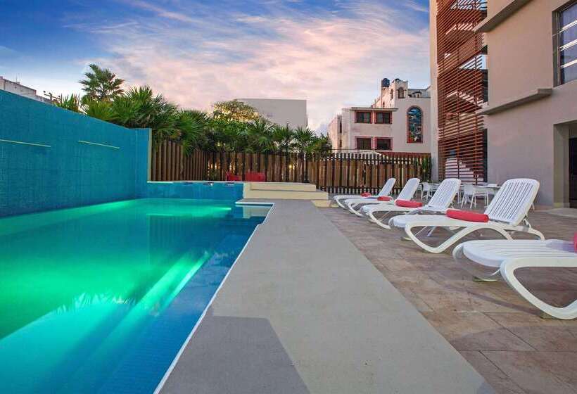 فندق Wyndham Garden Cancun Downtown