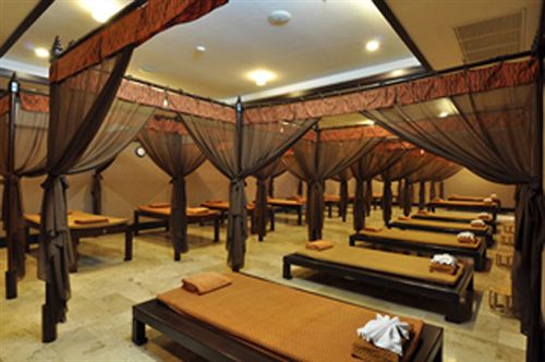 Iyara Park Hotel & Resort