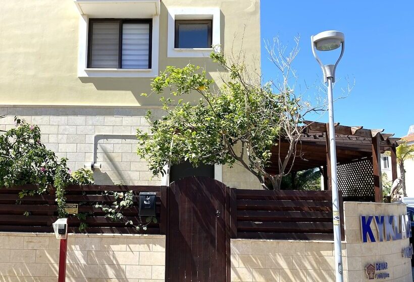 Kyklades Resort & Spa