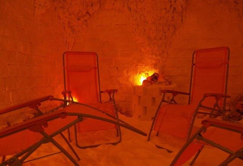 Kyklades Resort & Spa