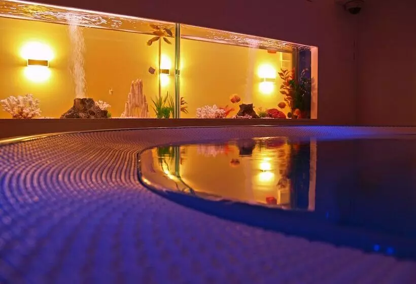 Kyklades Resort & Spa