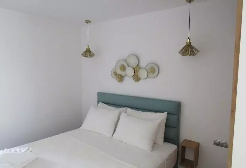 Sunshine Hotel Lardos