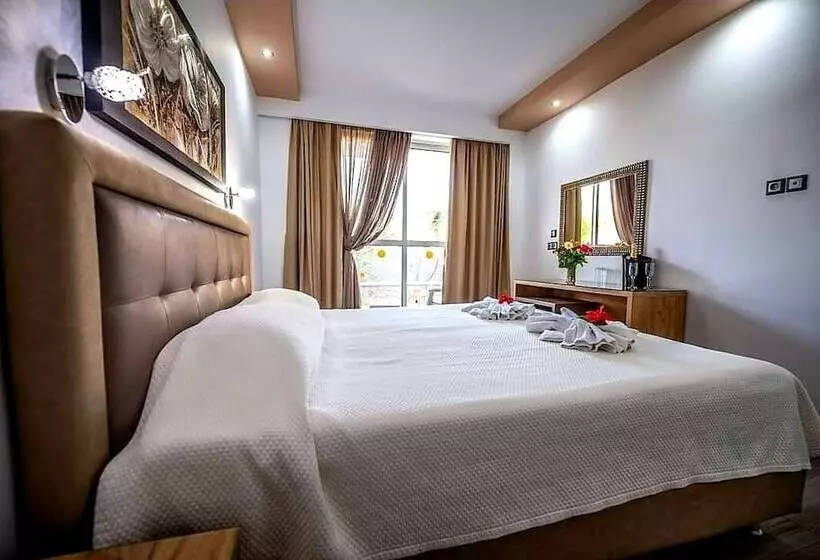 Sunshine Hotel Lardos