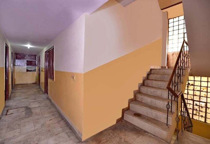 هتل Aditya Palace