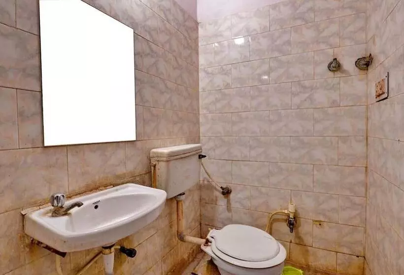 هتل Aditya Palace