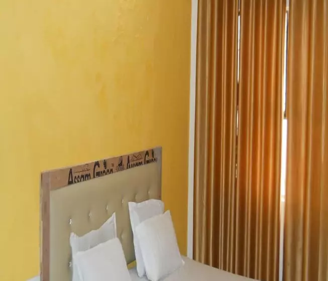 هتل Aditya Palace