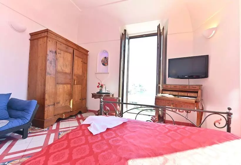 Отель Croce Di Amalfi