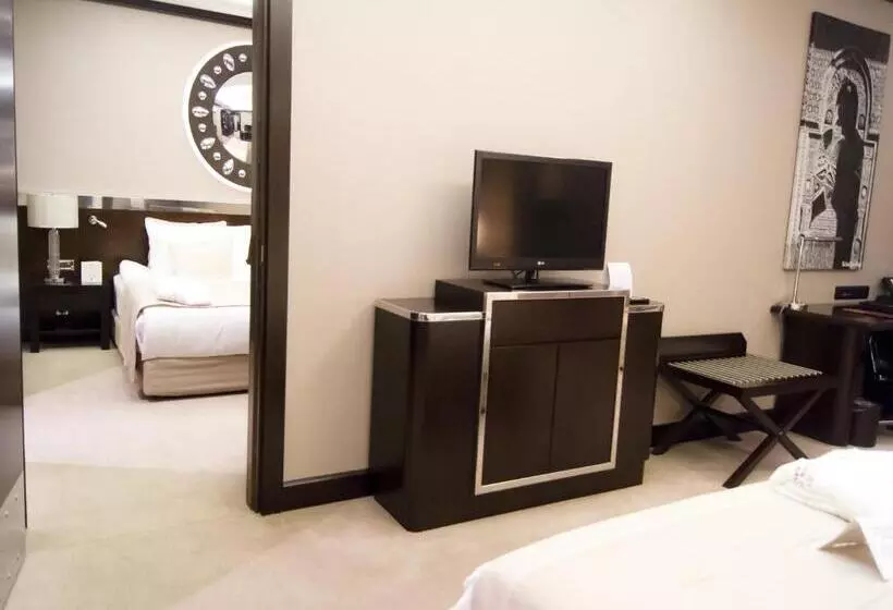 Отель Crowne Plaza Bursa Convention Center & Thermal Spa, An Ihg