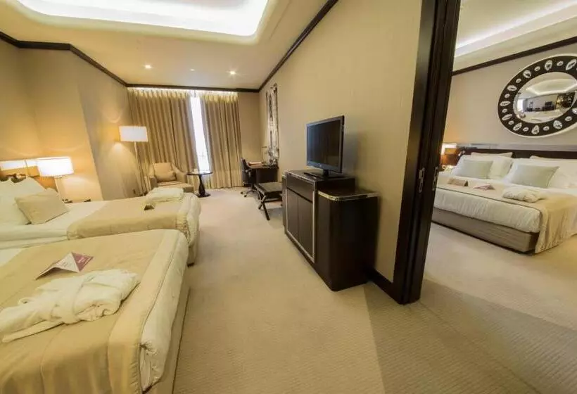 Отель Crowne Plaza Bursa Convention Center & Thermal Spa, An Ihg