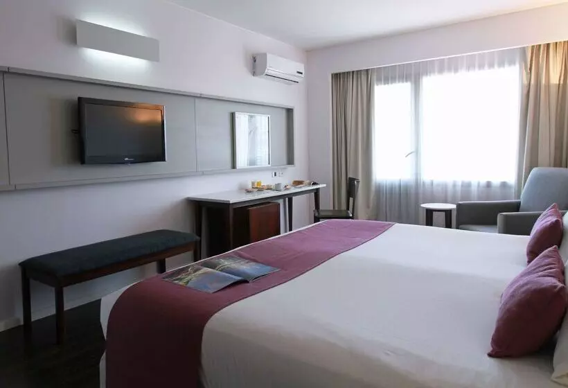 هتل Dazzler By Wyndham Buenos Aires Recoleta