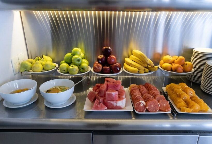 هتل Dazzler By Wyndham Buenos Aires Recoleta