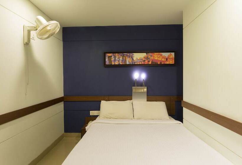 Hotel Ginger  Chennai