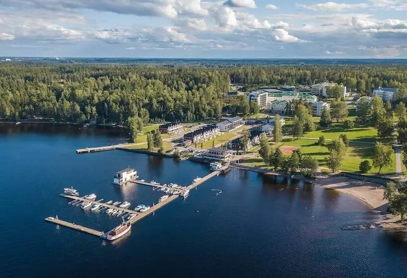 هتل Holiday Club Saimaan Rauha