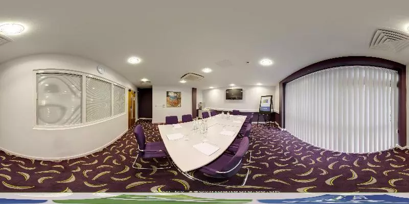 Hotel Holiday Inn Express Dunstable By Ihg