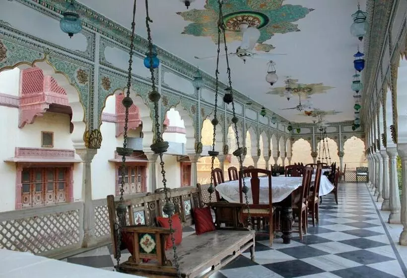 Hotelli Jagat Palace