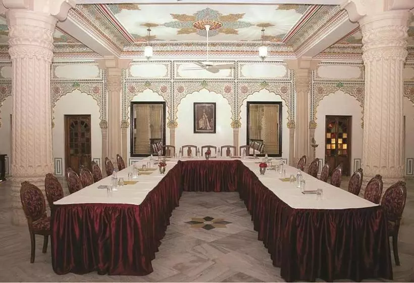 Hotelli Jagat Palace