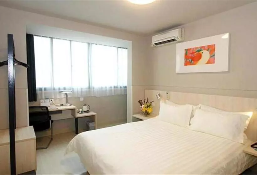 호텔 Jinjiang Inn Shanghai New Linggang Harbor