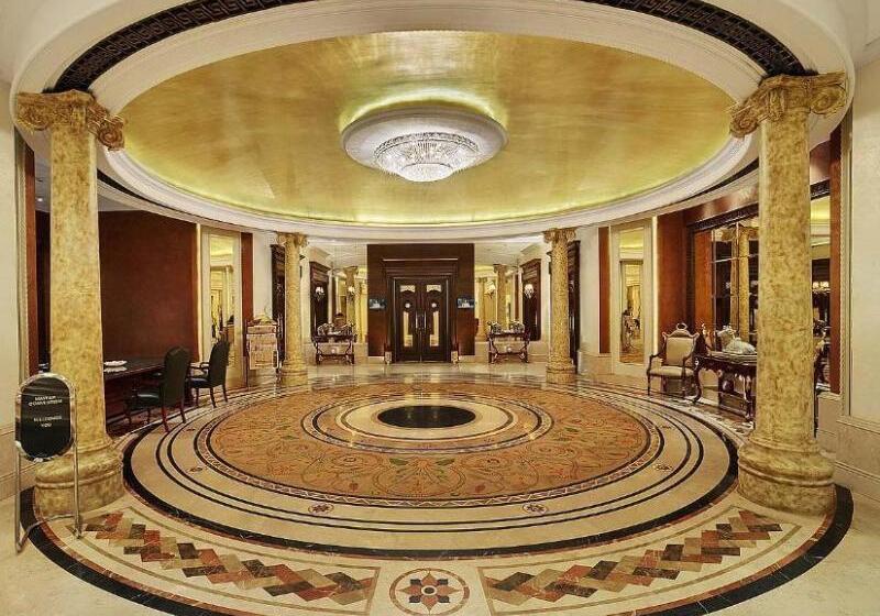 בית מלון כפרי Mayfair Convention