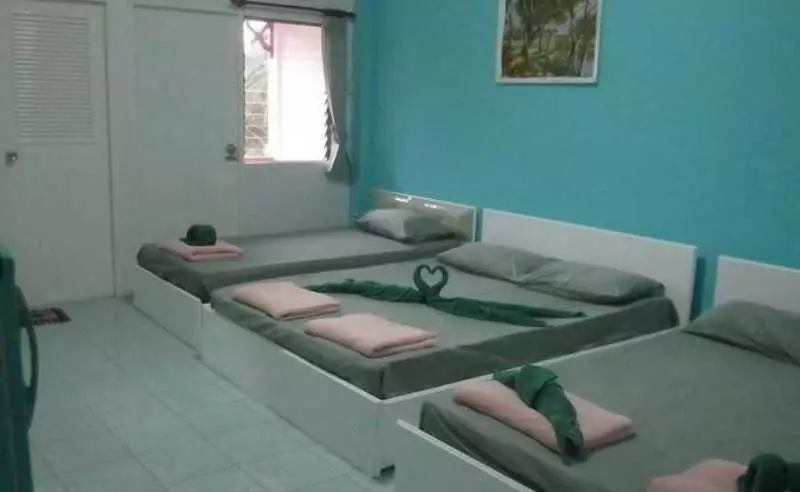 هتل Na Na Chart Bann Krut