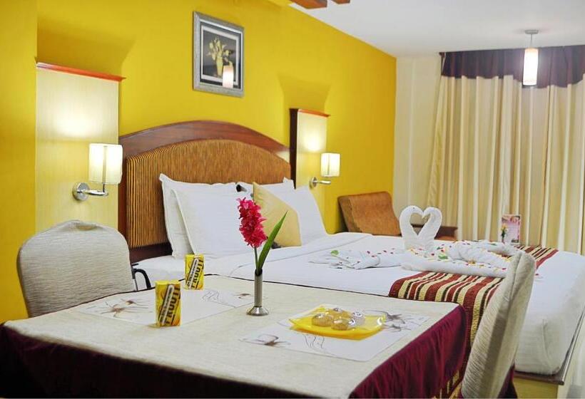 Hotel Ponmariresidency