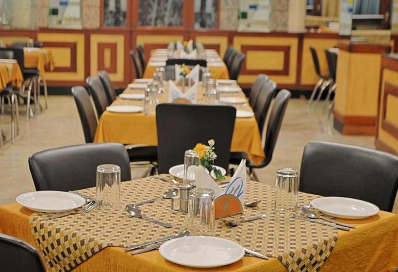 Hotel Ponmariresidency