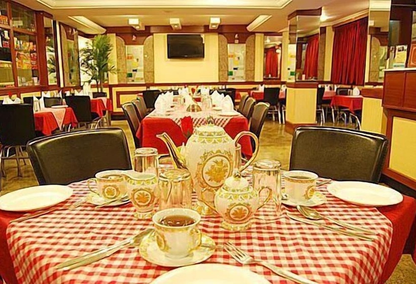 Hotel Ponmariresidency