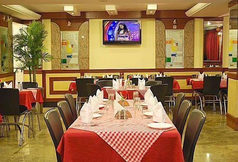 Hotel Ponmariresidency