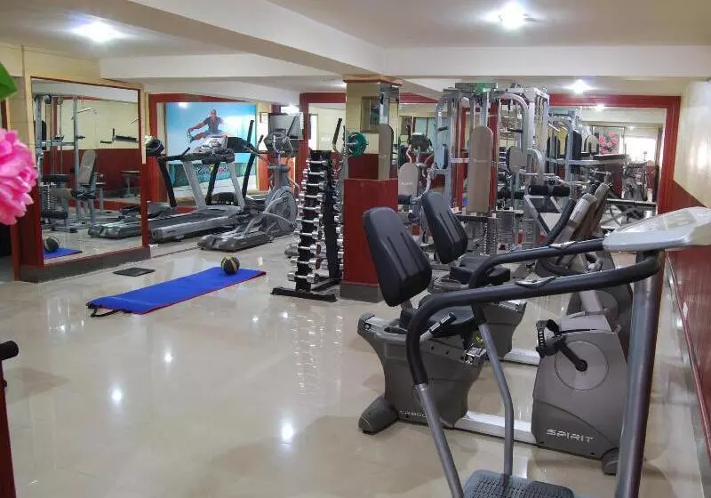 호텔 Ponmariresidency