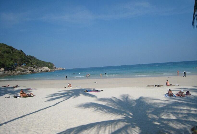 فندق Tommy Resort