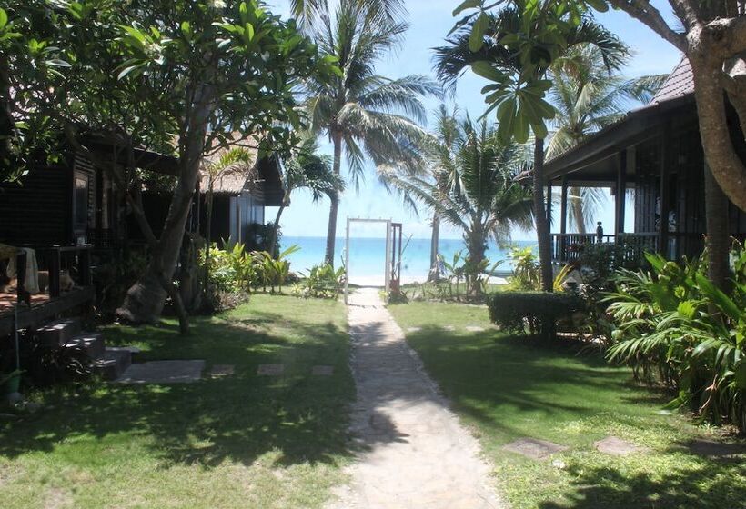 فندق Tommy Resort