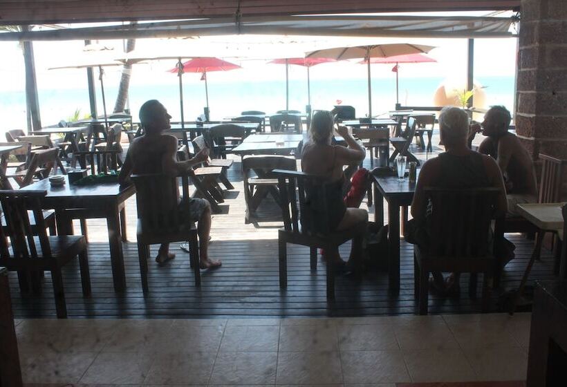 فندق Tommy Resort