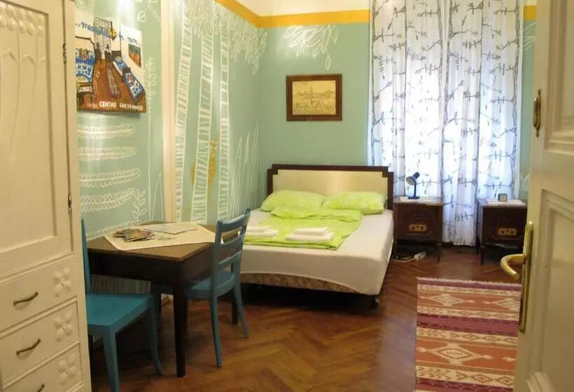 膳宿费 Centar Guesthouse