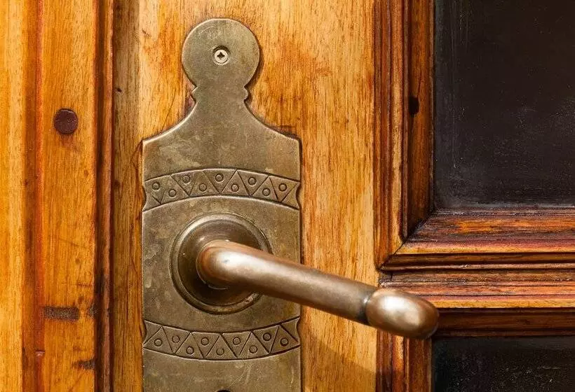 تختخواب و صبحانه Guesthouse Galtafell