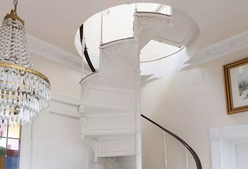 تختخواب و صبحانه Guesthouse Galtafell