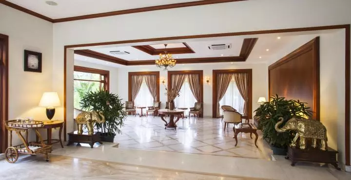 Golden Landmark Resort