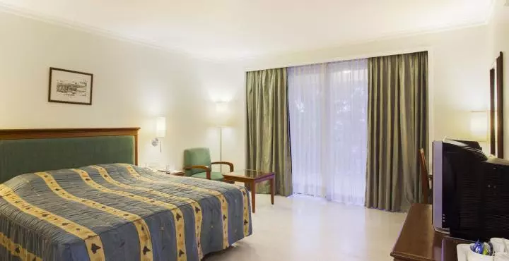 Golden Landmark Resort
