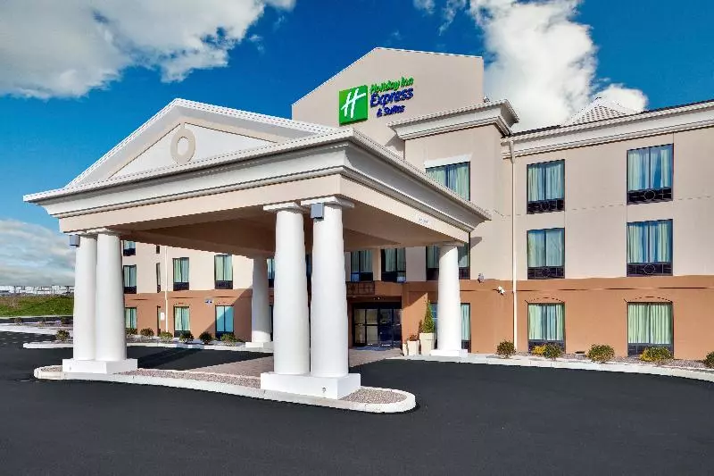 Holiday Inn Express Hotel & Suites Lebanon, An Ihg