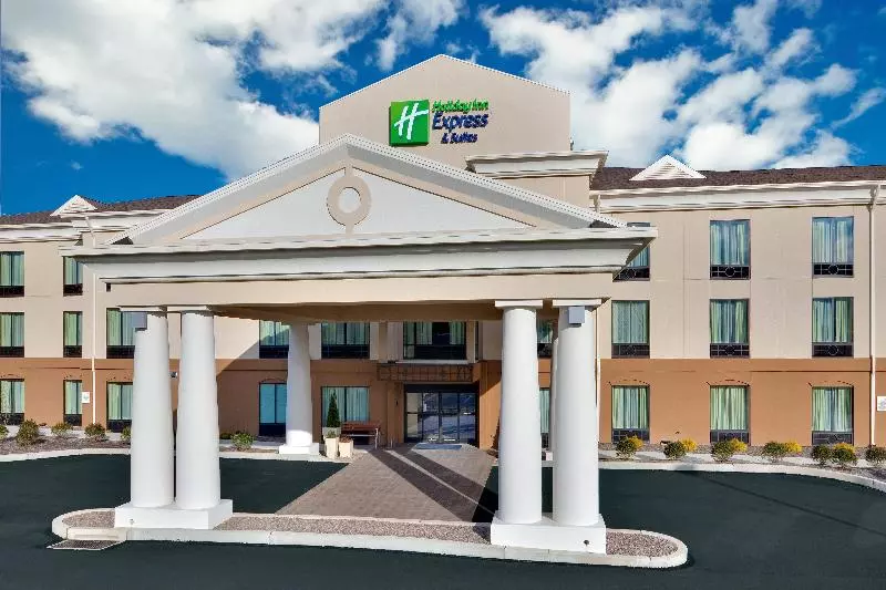 Holiday Inn Express Hotel & Suites Lebanon, An Ihg