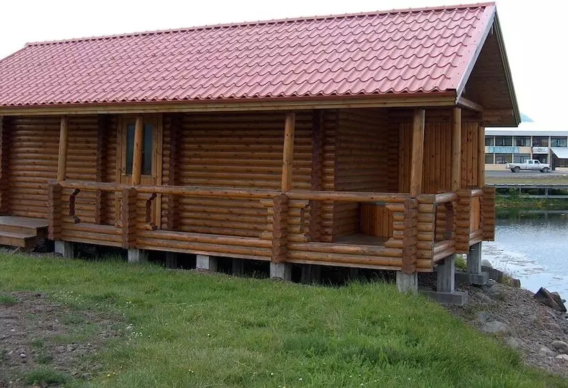 هتل Brimnes Cabins