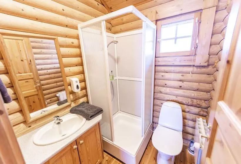 هتل Brimnes Cabins