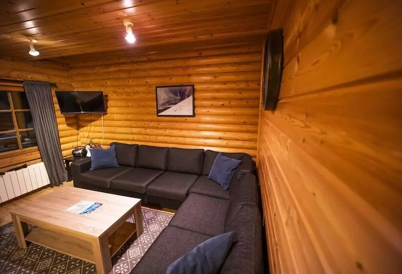 هتل Brimnes Cabins