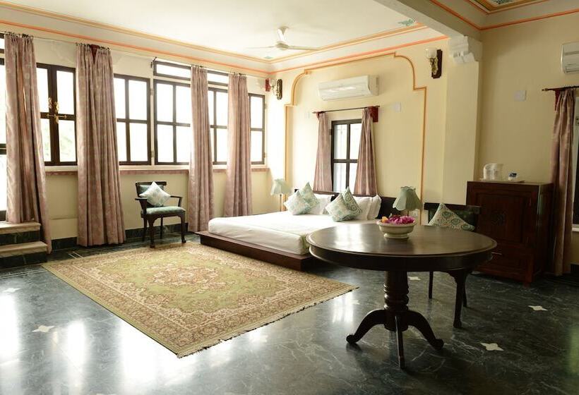 בית מלון כפרי Diggi Palace Jaipur   A City Center Hidden Heritage Gem