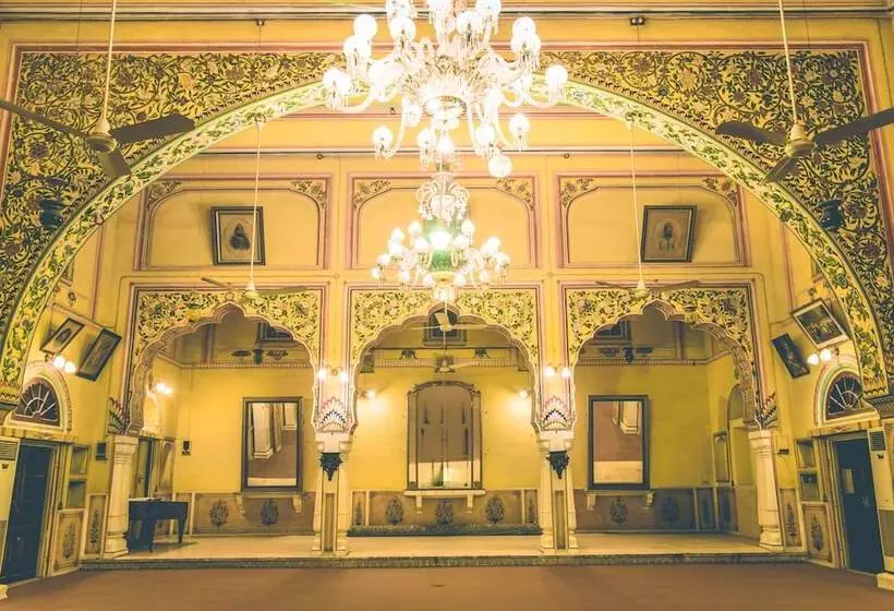 בית מלון כפרי Diggi Palace Jaipur A City Center Hidden Heritage Gem